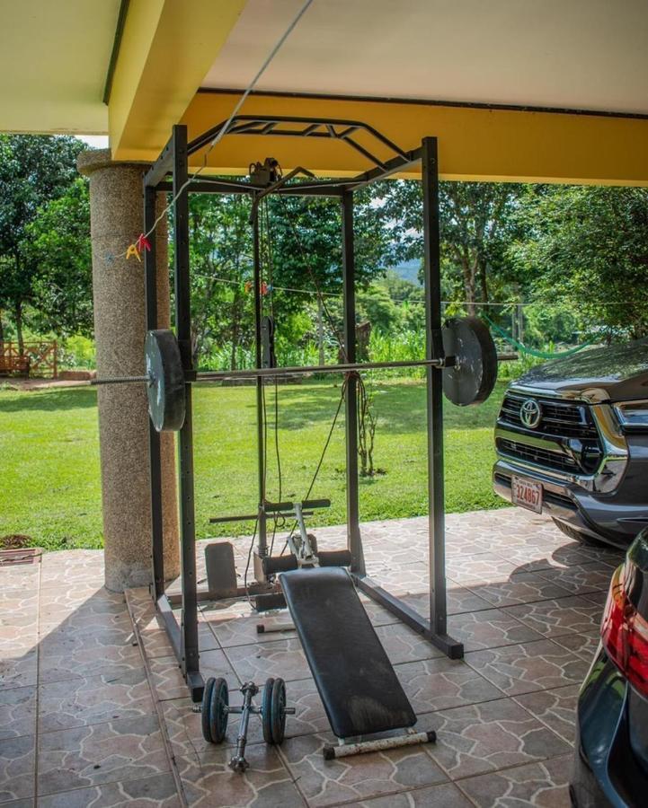 Linda Casa De Verano Con Amplias Zonas Verdes San Isidro De El General المظهر الخارجي الصورة